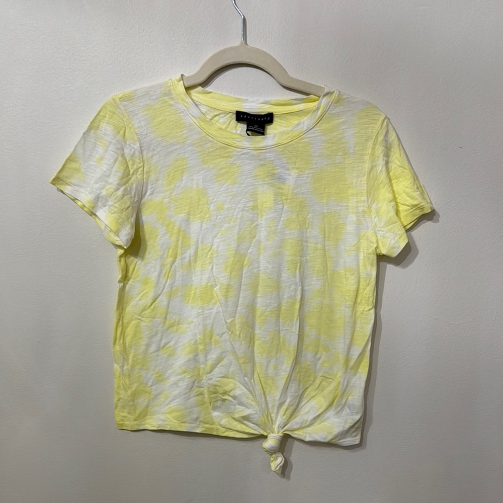 Sanctuary Yellow and White Tie Front Short Sleeve T-Shirt